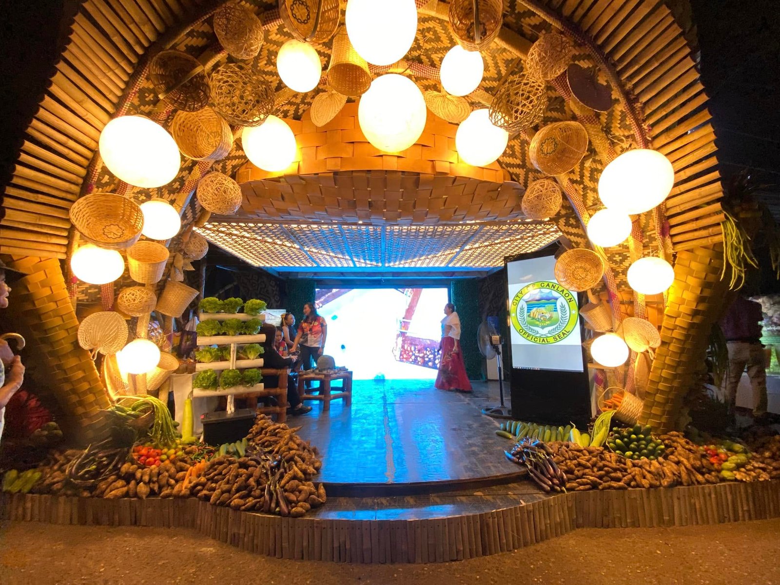 Buglasan Booth Contest